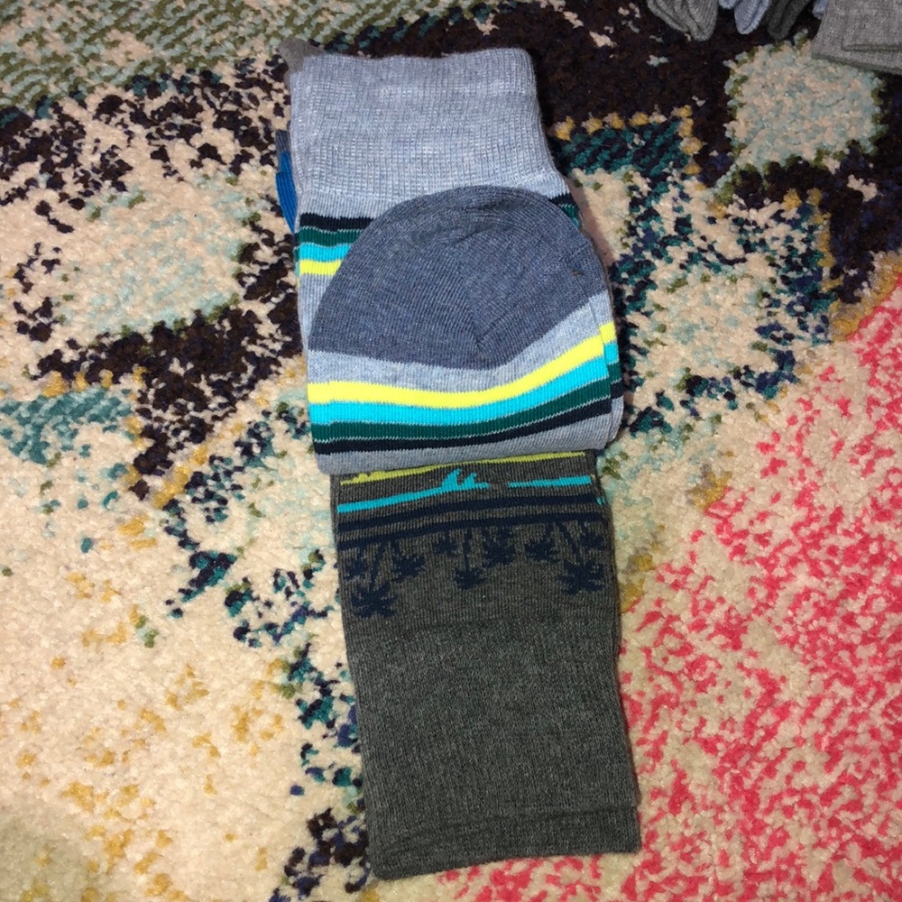 🧜🏼♀️3 for $15 item!🧜🏼♀️fashion crew socks - Picture 2 of 2